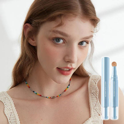 Concealer & Foundation mit Doppeleffekt Augen-Concealer – 24 Stunden lang haltbar, hohe Deckkraft, mattes Finish.